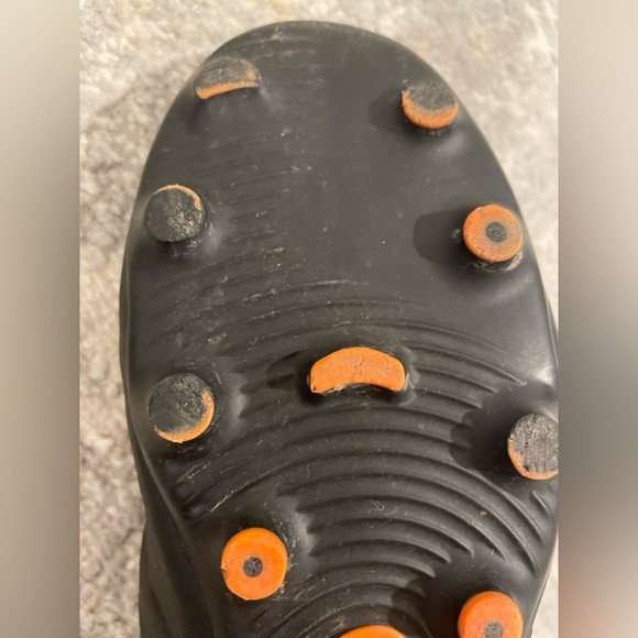 Nike Youth Tiempo Legend 7 Pro FG AH7241-080 Soccer Cleats Black Orange Size 4Y - Picture 12 of 13